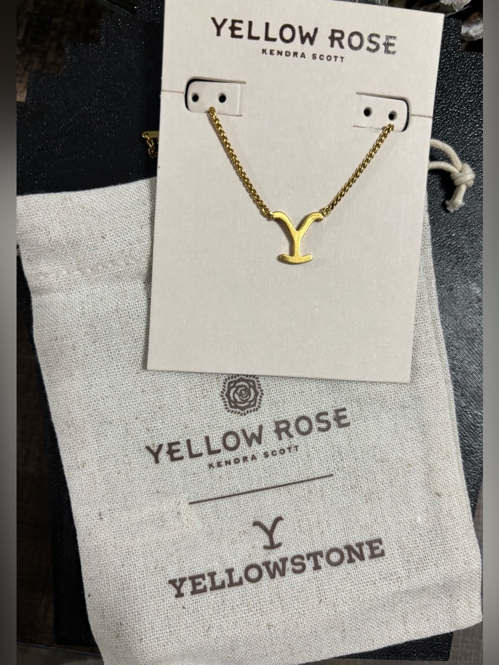 Kendra Scott x Dutton Yellowstone Short Pendant Necklace